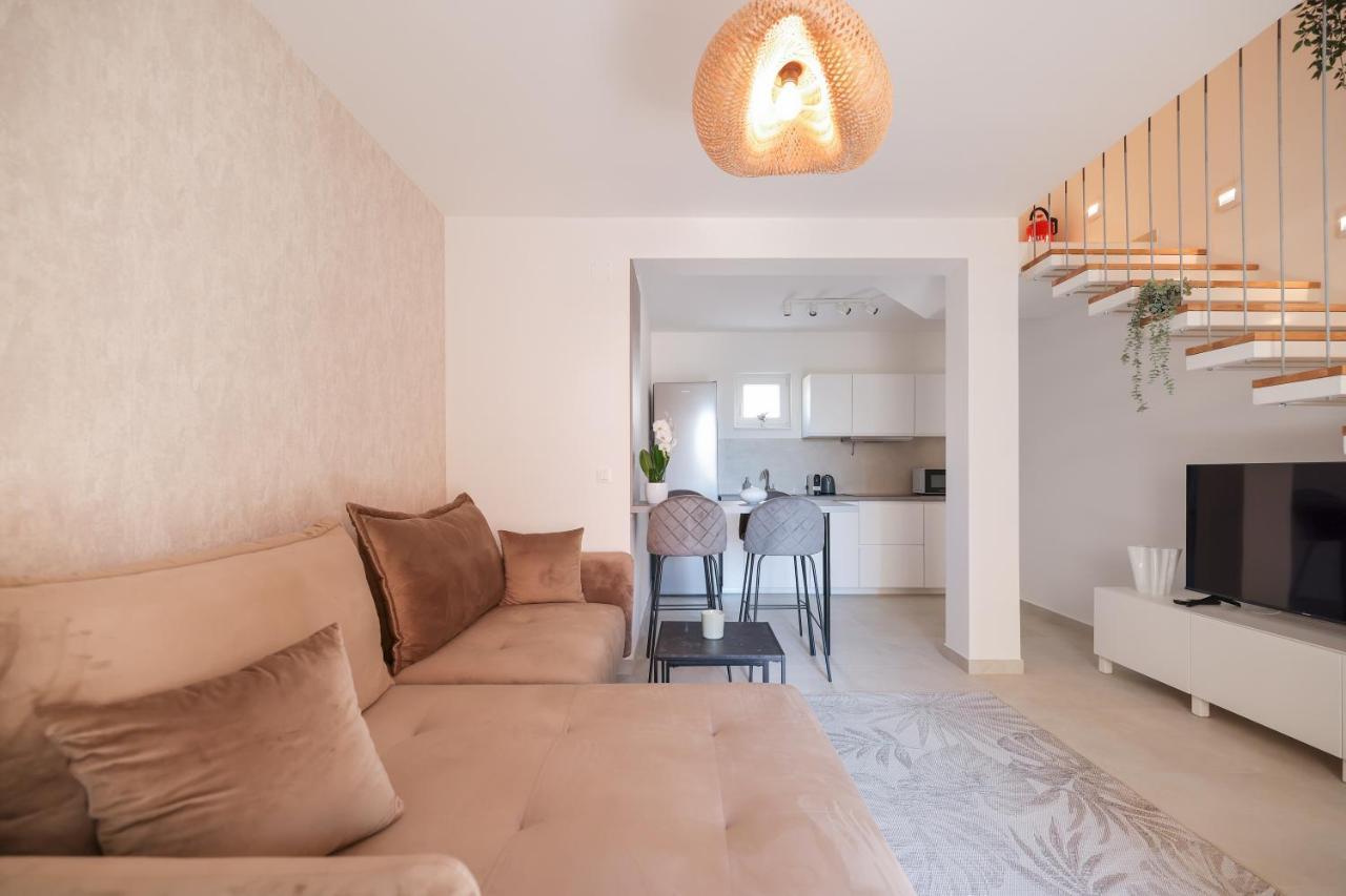 Apartments Mila Светі Филип-і-Яков Екстер'єр фото